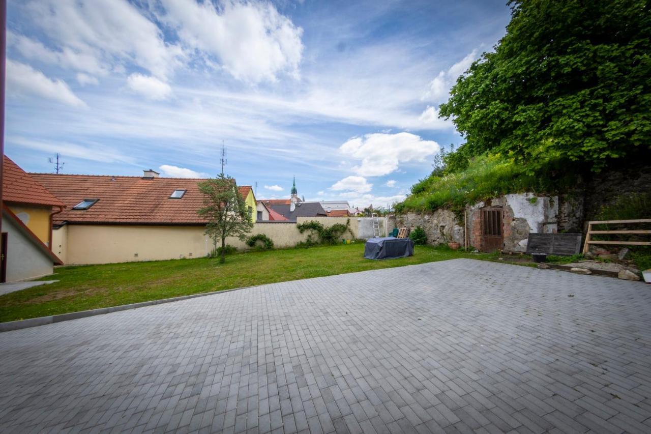 Penzion Nezarka 59 Jindřichŭv Hradec Dış mekan fotoğraf